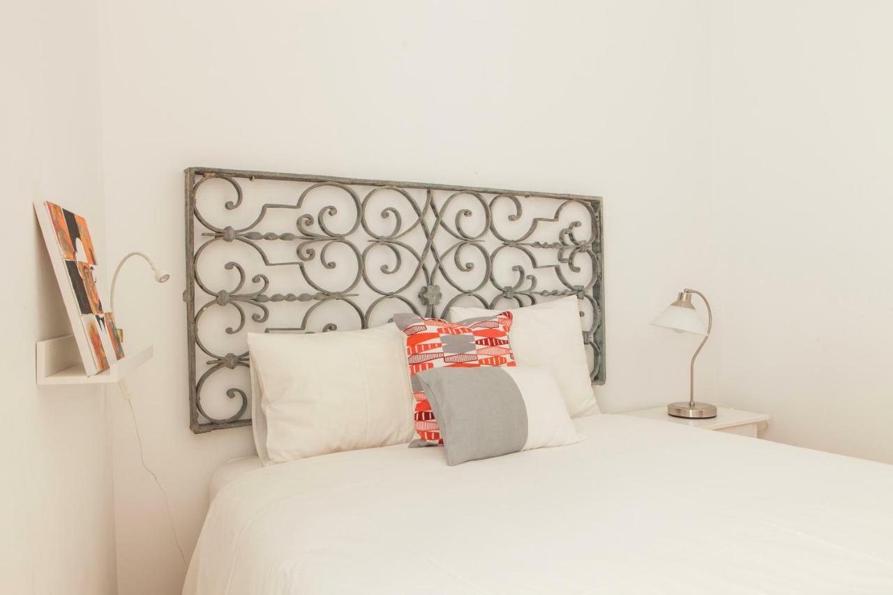 Apartment Cozy 1st Floor Flat Chiado District With Balconies And Ac 19th Century Building